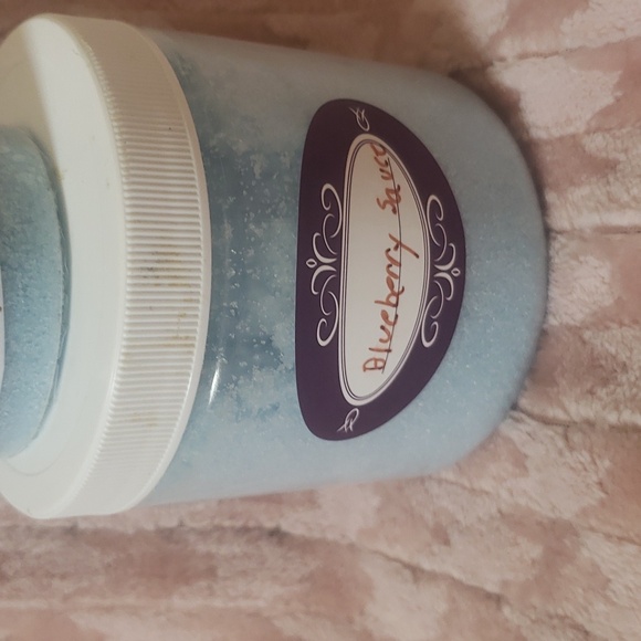 New release blueberry sauce body scrub - Picture 3 of 3